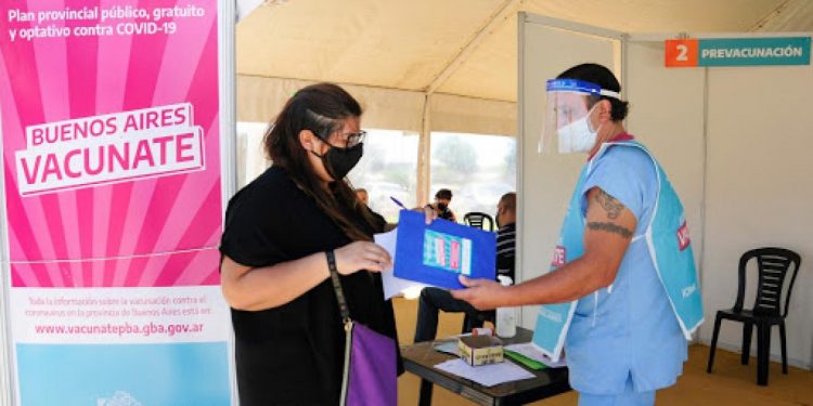 El Gobernador bonaerense destacó el avance de la campaña de vacunación