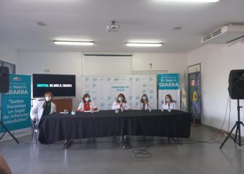 Directoras de cinco hospitales de La Plata dieron una conferencia de prensa