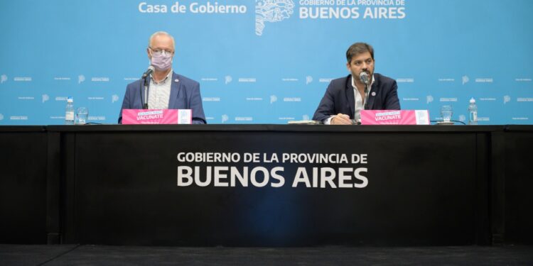 Daniel Gollán: “El objetivo es terminar con la pandemia lo antes posible y eso se hace a través de la vacunación”