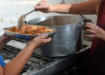 Campaña de la UNLP para ayudar a comedores de la región