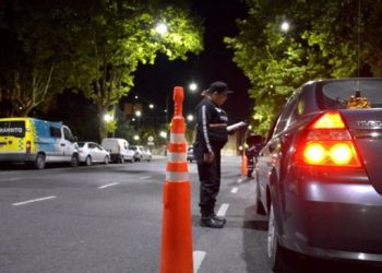 Elaboraron una guía para prevenir abusos policiales en los controles de circulación
