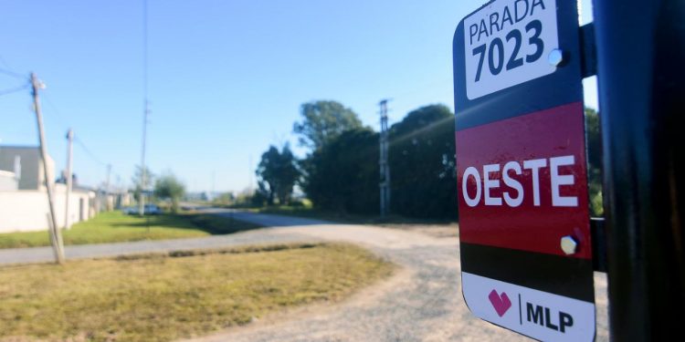 El ramal 27 de la línea Oeste extendió su recorrido
