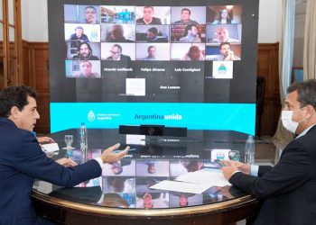 Hubo acuerdo entre todos los bloques y se postergarán las elecciones