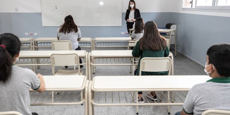 Rige el primer día de Fase 3 en la región