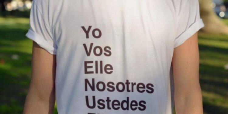 Lenguaje inclusivo: “Les hablantes tenemos soberanía sobre la lengua”