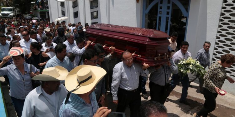 Elecciones en México: Tensión por asesinato de 32 candidatos