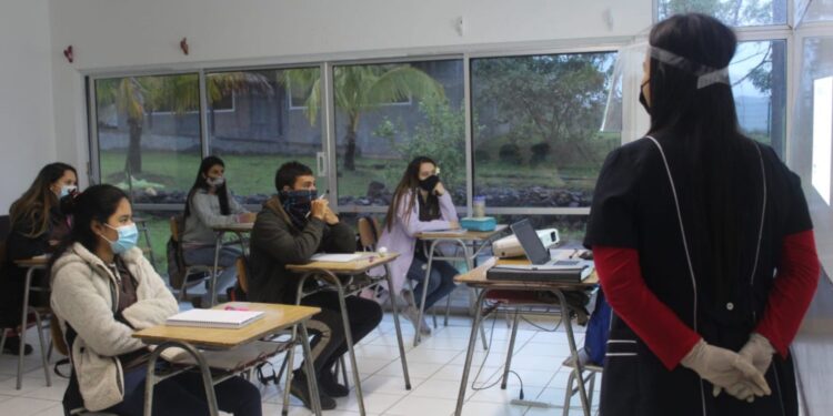 El miércoles vuelven las clases presenciales en la provincia de Buenos Aires