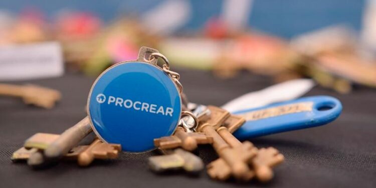 Kicillof entregará 12 préstamos del Procrear II