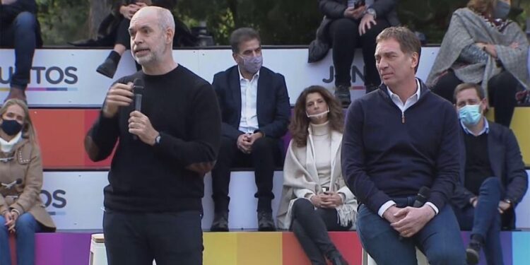 Diego Santilli lanzó su candidatura con un acto en La Plata