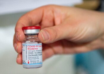 El sábado llegarán al país 3,5 millones de dosis de Moderna