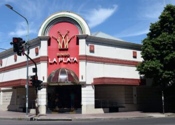 Casinos y bingos abrieron debido a la baja de casos de contagios de coronavirus