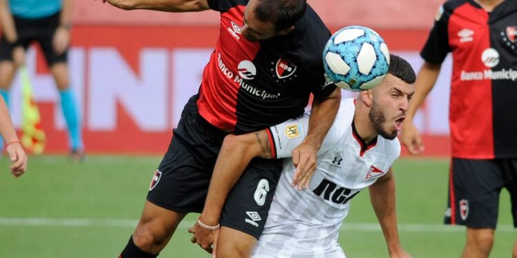 Estudiantes se enfrentará ante Newells a las 21hs