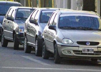 Remiseros de la ciudad reclaman por el fin de las desinfecciones