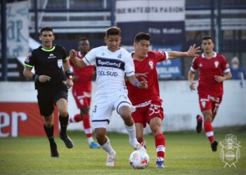 Gimnasia dejó pasar oportunidades y empató en el Bosque