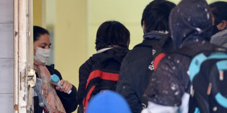 El 15% de las instituciones educativas de La Plata no pudieron retomar la presencialidad escolar