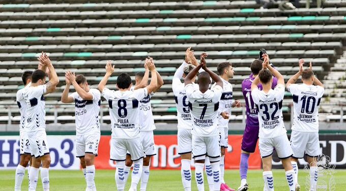 Gimnasia ganó 3 a 1 ante Aldosivi