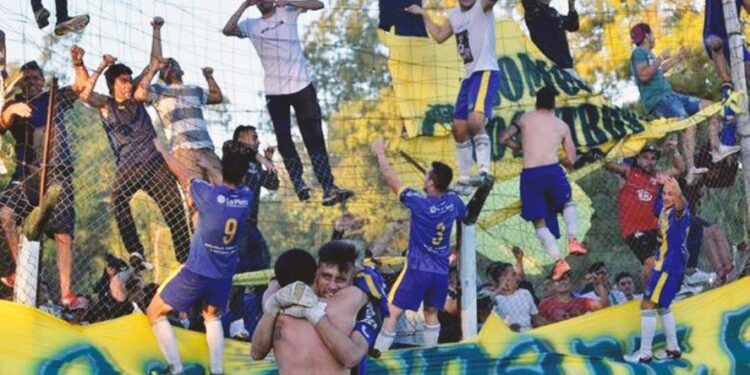 La APreViDe autorizó la vuelta del público a las canchas