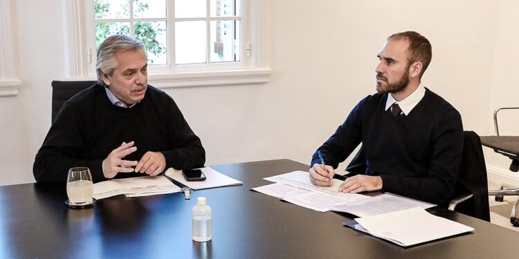 El Gobierno Nacional presentó el Proyecto de Presupuesto 2022 al Parlamento
