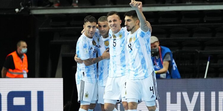 Vídeo: Argentina venció a Brasil y está en la final de Futsal