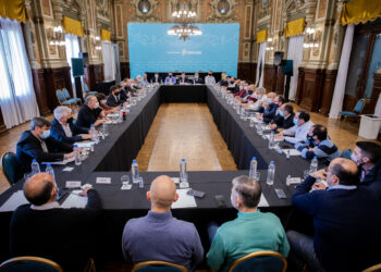 Kicillof finalizó las reuniones con los intendentes del Frente de Todos