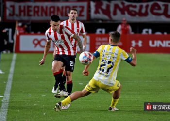 Estudiante logró empatar a último minuto con Rosario Central