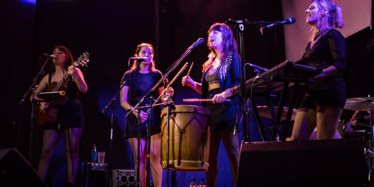 La Bestia Folk presenta su disco: “Folklore es hacer algo nuevo, no es seguir una forma fija”