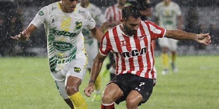 Estudiantes se enfrentará a Defensa y Justicia a las 21:15hs