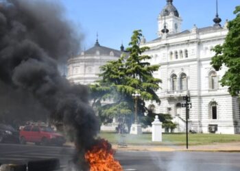 El municipio denunciará a organizaciones que reclamaban el servicio de agua potable