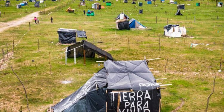 “Queremos tierra para vivir”: familias de Guernica elevaron una Carta  a un año del desalojo