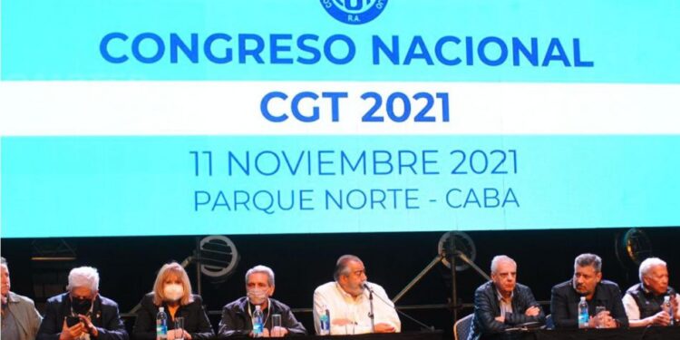 Daer, Acuña y Pablo Moyano, al triunvirato de la nueva CGT