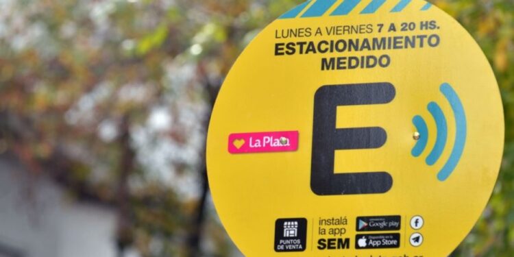 Llegará a City Bell el estacionamiento medido