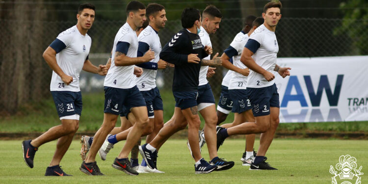 Gimnasia enfrentará a Banfield para seguir avanzando en la Liga