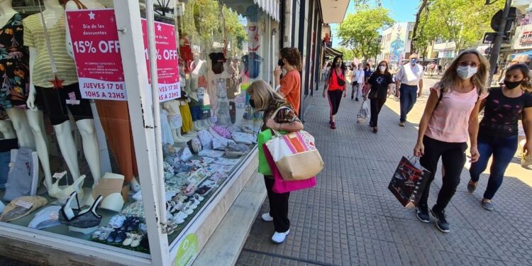 Se realizará la “Noche de los Regalos” en La Plata