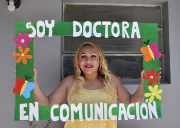 La UNLP distinguió a la primera mujer trans que obtuvo un doctorado