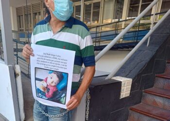 Desesperado reclamo de una familia a IOMA por una silla de ruedas