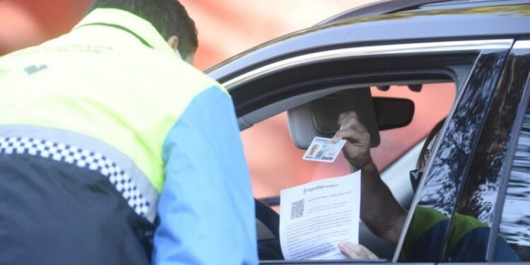 Brindarán turnos inmediatos para renovar licencias de conducir vencidas en 2022 en La Plata