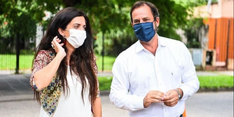 El ex intendente Sujarchuck defendió a Volnovich ante las criticas por sus vacaciones en México