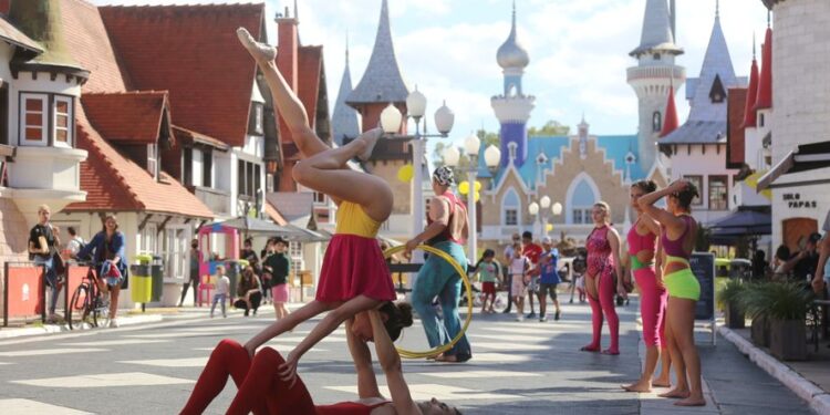 La Municipalidad de La Plata presentó la agenda “Cultura de Verano” para las vacaciones