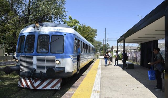 Iniciaron las obras para extender el recorrido del Tren Universitario en La Plata