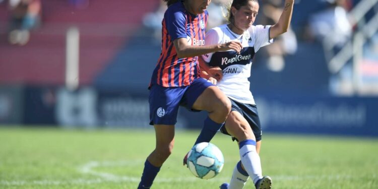 Comenzó la tercera fecha de fútbol femenino en La Plata