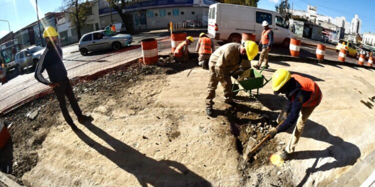 El Municipio llamó a los gremios a discutir las paritarias estatales