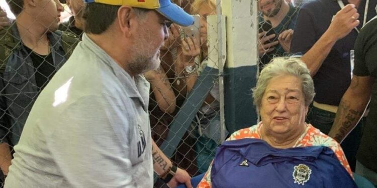 Madres de Plaza de Mayo serán homenajeadas en el bosque
