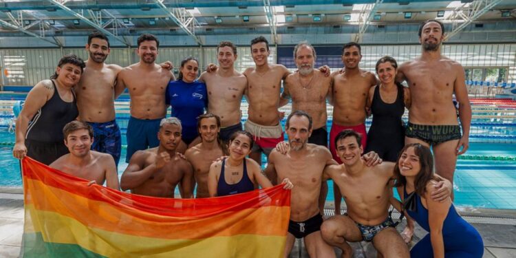 Bonaerenses representarán al país en una competencia de natación por la diversidad