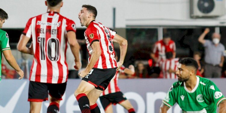 Estudiantes dio vuelta la serie ante Audax Italiano y avanza en la Libertadores
