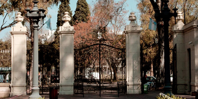 Julio Garro confirmó la reapertura del Bioparque en el Paseo del Bosque