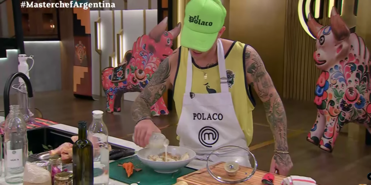 El Polaco del Lobo: el artista participó en Master Chef Celebrity con una musculosa de Gimnasia