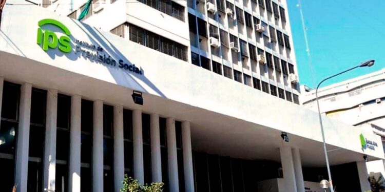 Habrá un aumento del 50% para las jubilaciones mínimas del IPS y un bono de hasta $10.000