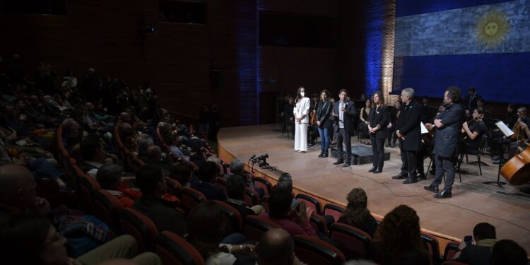 Reabrió la Sala Piazzolla del Teatro Argentino