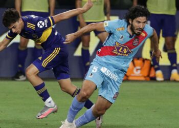 Boca  derrotó a Arsenal en La Bombonera