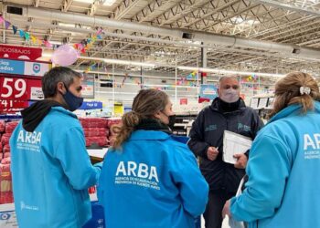 Provincia controla precios en supermercados y autoservicios en La Plata
